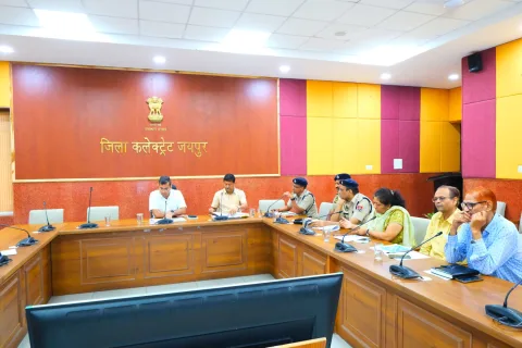 जन्माष्टमी पर्व पर सभी आवश्यक व्यवस्थाएं शीघ्र सुनिश्चित करें- जिला कलक्टर