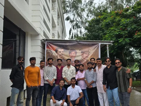 सिरोही के 'साईं लक्ष्मी' सिनेमाघर में गूंजा वंदे मातरम, लघु फिल्म 'राष्ट्रगीत' का हुआ भव्य प्रीमियर
