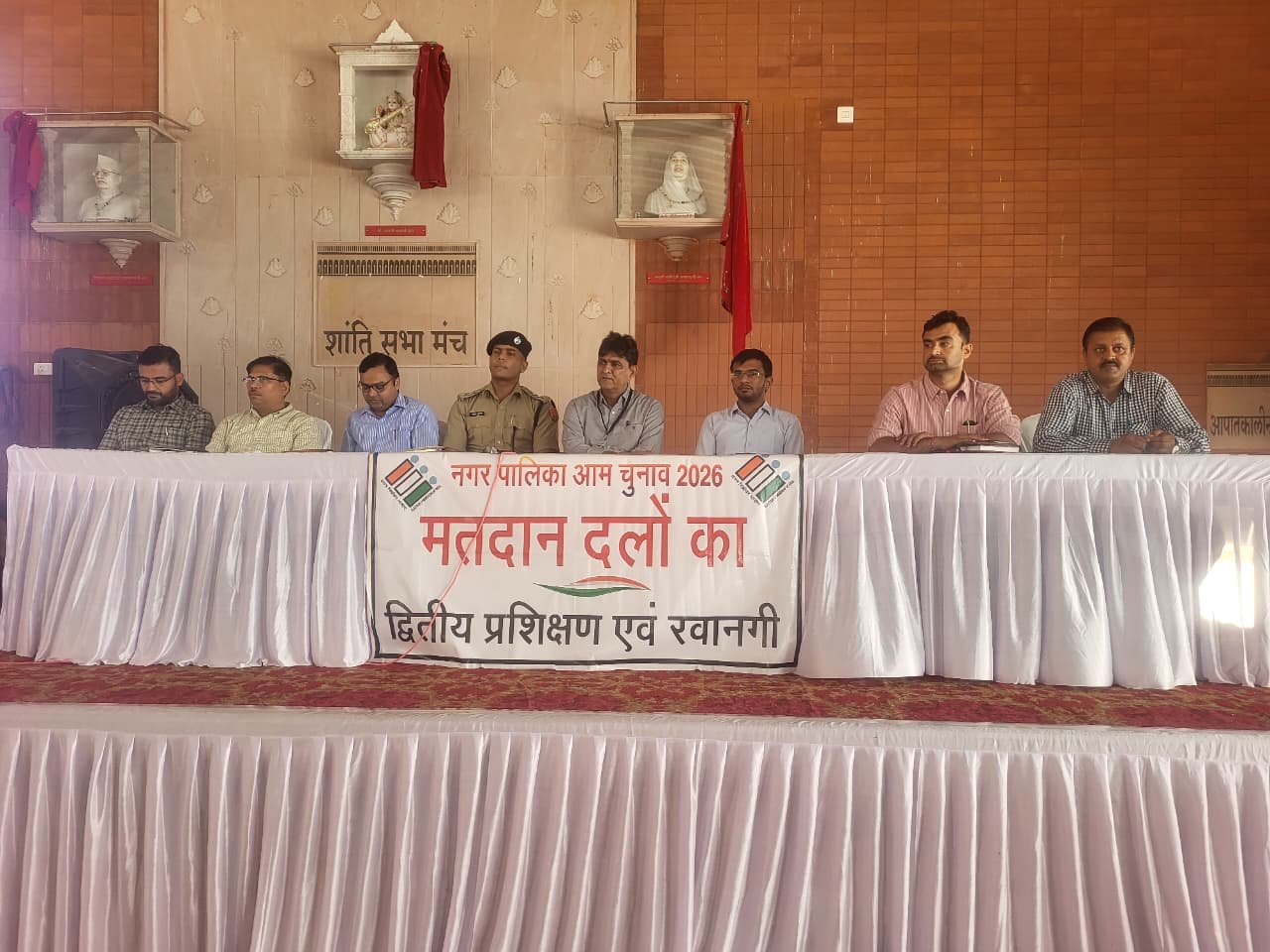 पर्यवेक्षक श्री विश्नोई ने किया निरीक्षण