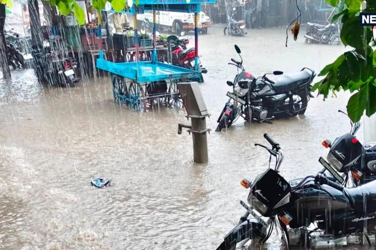 Rajasthan Aaj ka Mausam: राजस्थान में आज फिर बरसेंगे बादल, 30-40 किमी की रफ्तार से चलेंगी हवाएं, 31 जिलों में येलो अलर्ट
