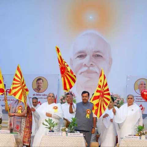 ब्रह्माकुमारीज़ 21-25 अगस्त तक चलाएगी रक्तदान महाअभियान:दादी प्रकाशमणि की पुण्यतिथि पर भारत-नेपाल में एक लाख यूनिट रक्त का लक्ष्य