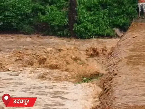 राजस्थान में बारिश का रौद्र रूप! धौलपुर में 30 फीट बढ़ा चंबल का जलस्तर, खतरे के निशान के करीब नदी